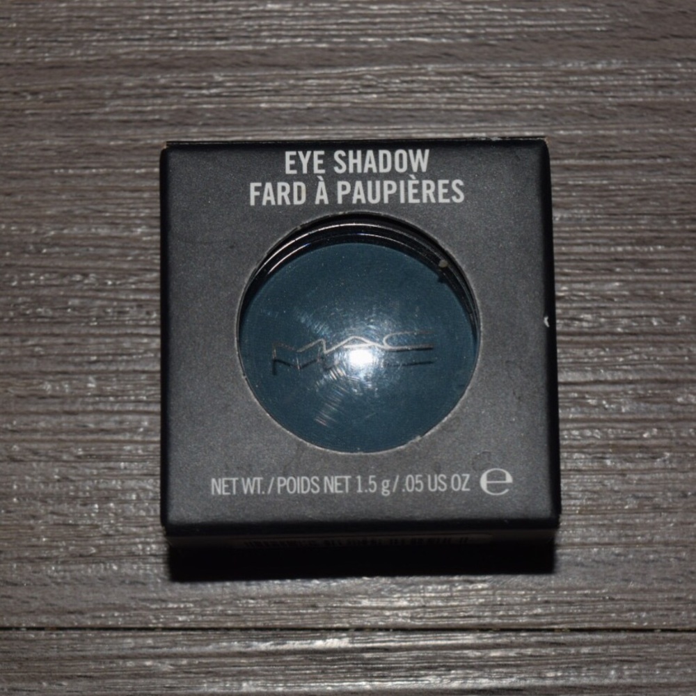 MAC Stormwatch eyeshadow